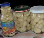 Pickled garlic: recipe, photo